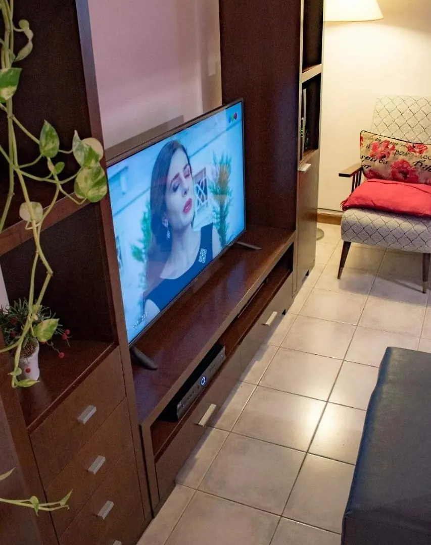 Apartment Amplio Departamento -Excelente Ubicacion- Con Cochera Mendoza