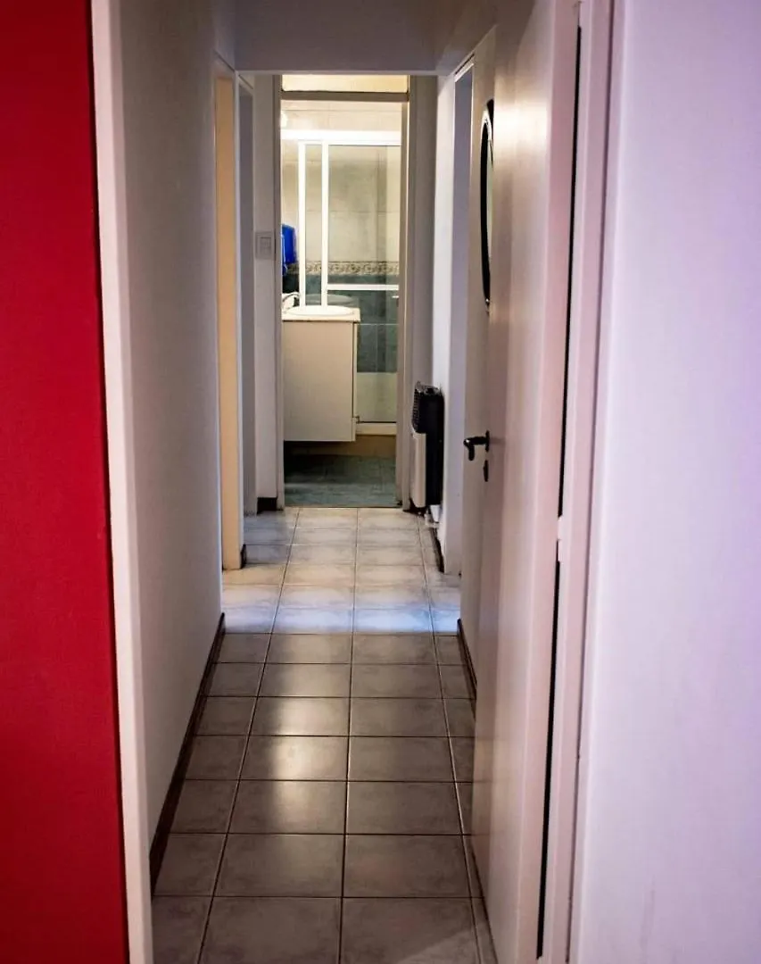 Amplio Departamento -Excelente Ubicacion- Con Cochera Mendoza Apartment