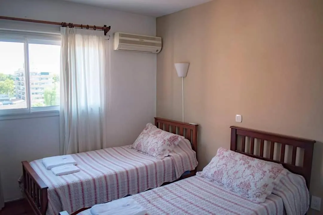 Apartment Amplio Departamento -Excelente Ubicacion- Con Cochera Mendoza